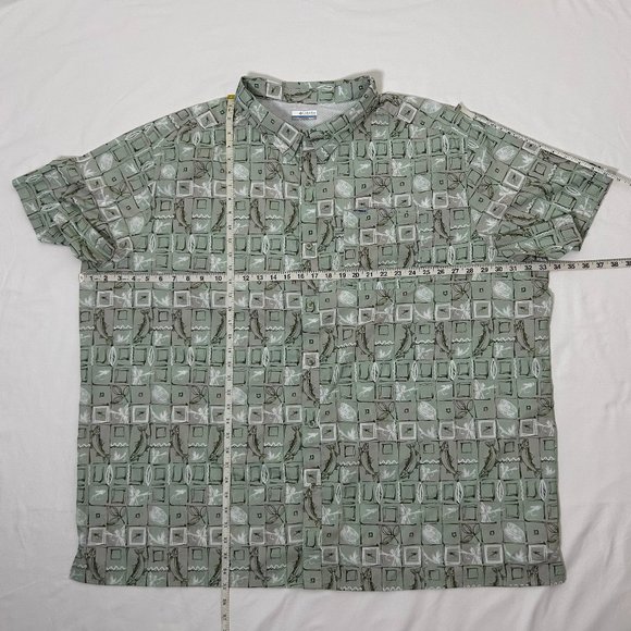 Columbia Men's Super Slack Tide Camp Shirt, Cool Green Trout Batik 5XL - Picture 4 of 13